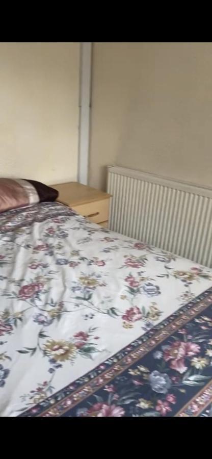 132 Apartment Bushbury Екстериор снимка